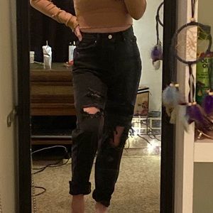 Black mom jeans